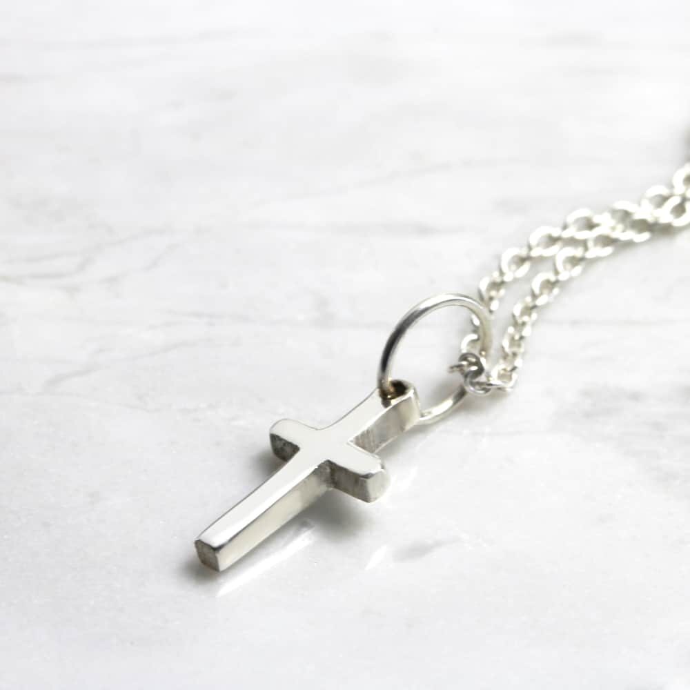 Silver Cross Necklace Hand Stamped Necklace Charm Best Friend Birthday Gifts for Her Minimalist Jewelry for Women